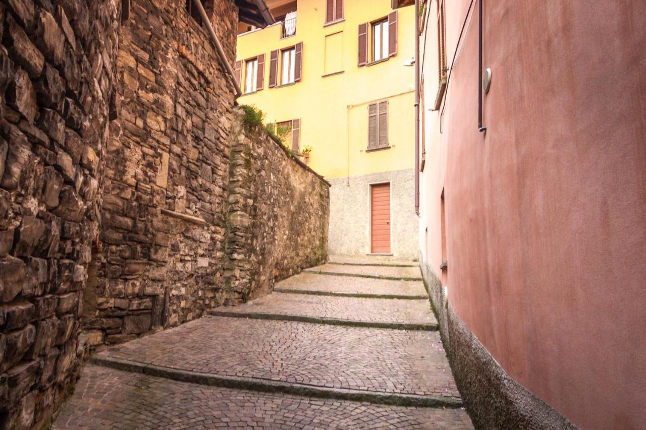 Vecchio Borgo Villa Torno Exterior photo