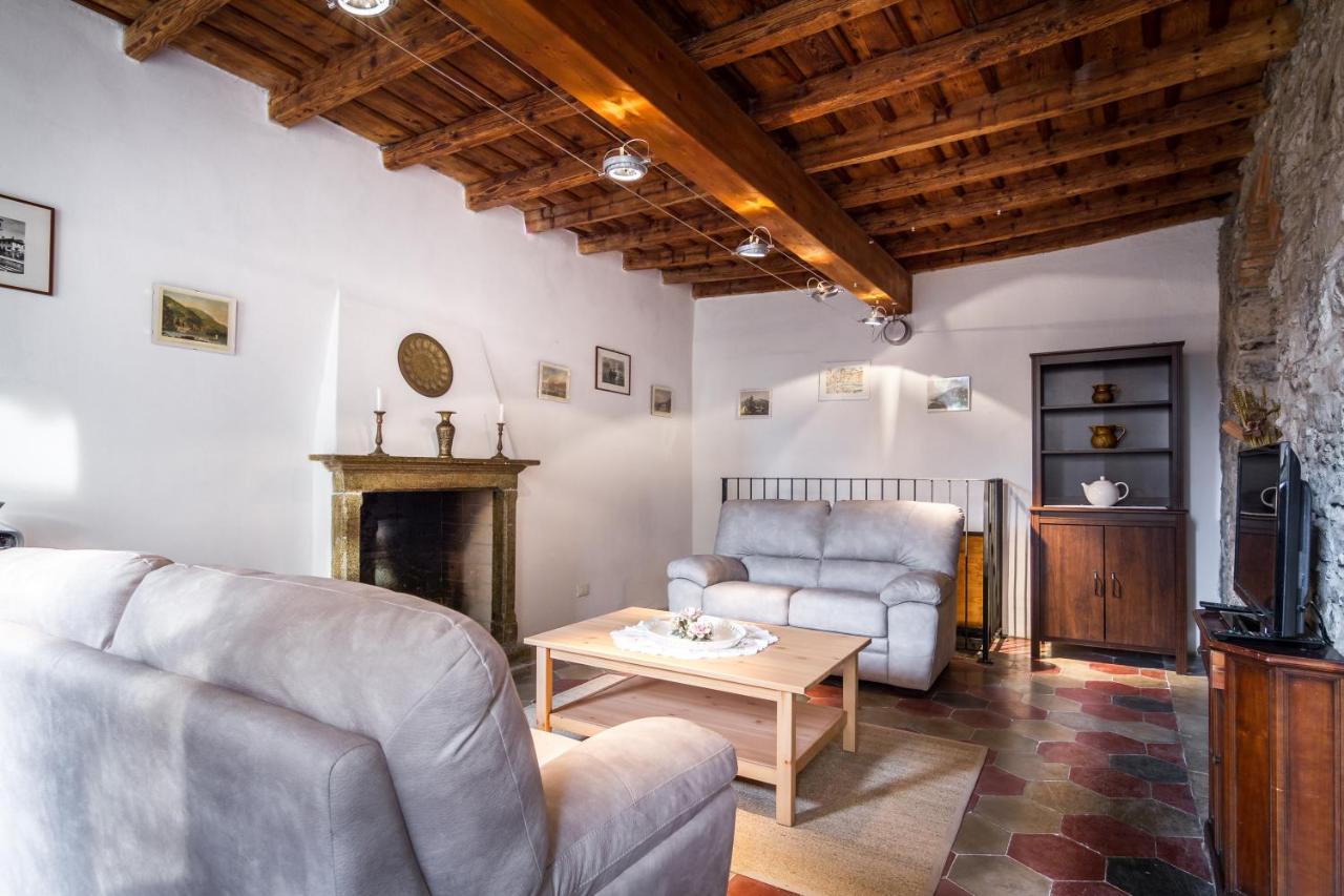 Vecchio Borgo Villa Torno Exterior photo